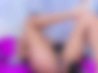 Live cam show with ashly-ml - Skinny on Camsoda