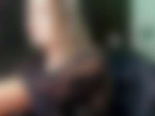 Live cam show with Bunny-Glow - Average on justonemore.cc