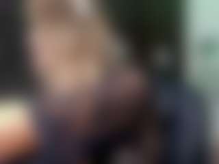 Live cam show with Bunny-Glow - Blonde Hair Middle Aged on alttransgirls