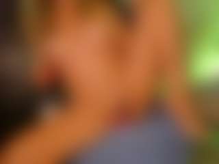 Live cam show with Bunny-Glow - Blonde Hair Middle Aged on Soda Cam