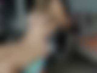 Live cam show with Bunny-Glow - Blonde Hair Middle Aged on 1on1-livenow