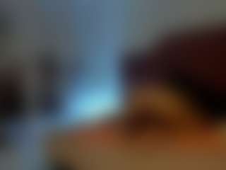 Live cam show with Bunny-Glow - Blonde Hair Middle Aged on Cam Slut