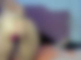 Bunny-Glow's Live Sex Cam Show