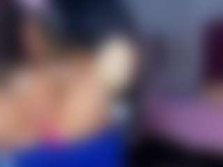 Live cam show with Bunny-Glow - Domination on AdultVida.com