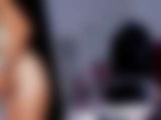 Live cam show with Bunny-Glow - Double Penetration on CamClone