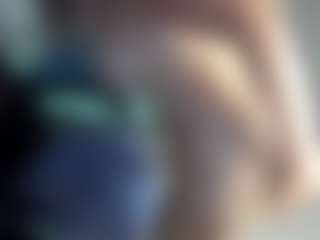 Live cam show with Bunny-Glow - Middle Aged on Pornisteam.com