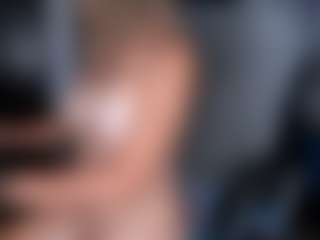 Live cam show with Bunny-Glow - Granny on nudelive.tv