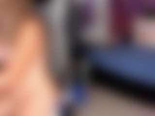 Live cam show with Bunny-Glow - Granny on Camsoda