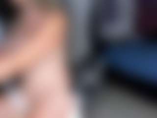 Live cam show with Bunny-Glow - Trimmed Granny on Camsoda