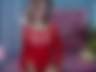 Abril-Ch MILF webcam performer live streaming