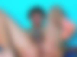 arielnoir6958's Live Sex Cam Show