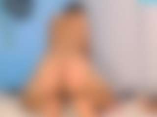 arielnoir6958's Live Sex Cam Show