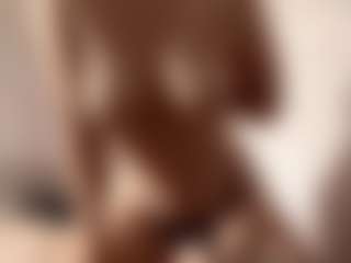 Live cam show with AshleighHopgood - Blondie on Camming Site