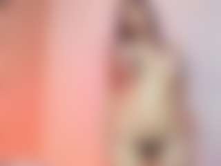 Live cam show with brunasanoliv - Red Hair on xplaylive.com