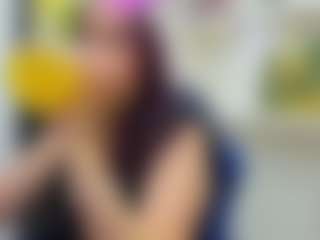 Live cam show with chantalvedette - Curvy on hotwifechat.live