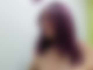 Live cam show with chantalvedette - Granny on Fit Hotties