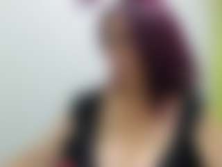 Live cam show with chantalvedette - Tease on Camming Site