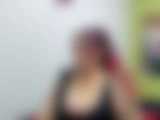 Live cam show with chantalvedette - Middle Aged on Camsoda