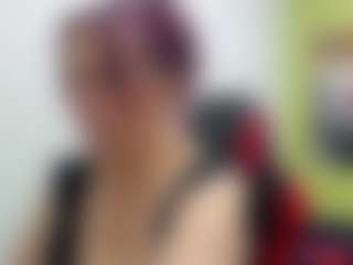 chantalvedette MILF webcam performer live streaming