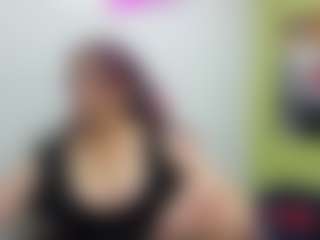 Live cam show with chantalvedette - Granny on xDating