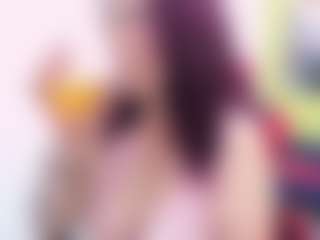 chantalvedette MILF webcam performer live streaming