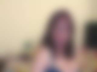 Live cam show with chantalvedette - Granny on justonemore.cc