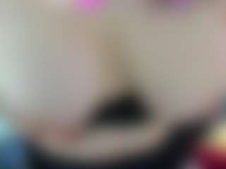 Live cam show with chantalvedette - Red Hair on Gym Cam Girls