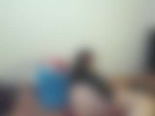 Live cam show with chantalvedette - Squirt MILF on Milf Play