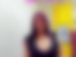 Live cam show with chantalvedette - Granny Lovense on SquirtSoMuch