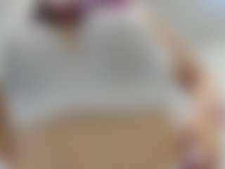 chantalvedette MILF webcam performer live streaming