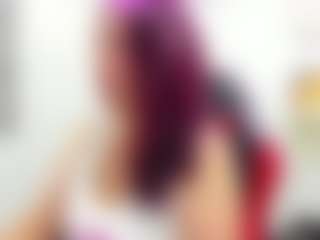 chantalvedette MILF webcam performer live streaming