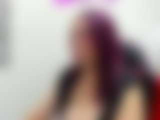 chantalvedette MILF webcam performer live streaming