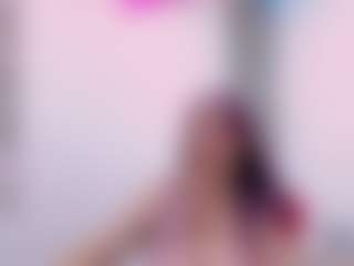 Live cam show with chantalvedette - White Curvy on Uber Horny | colombia