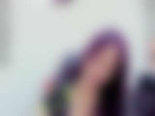 chantalvedette MILF webcam performer live streaming