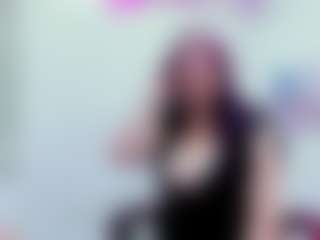 Live cam show with chantalvedette - Smoking on Mixed Magazine Live