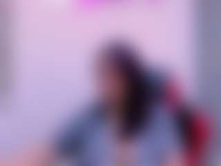 Live cam show with chantalvedette - Middle Aged on Camsoda