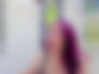 Live cam show with chantalvedette - Granny Lovense on Latina Girls