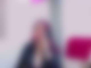 Live cam show with chantalvedette - Middle Aged on Streamer API