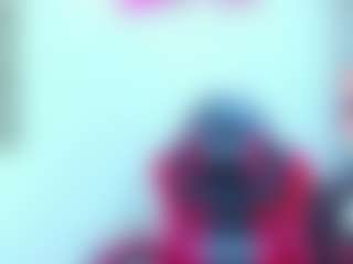Live-Cam-Show mit chantalvedette - Smoking auf Camsoda