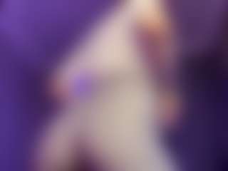 Live cam show with Tanesha - Normal on Camsoda
