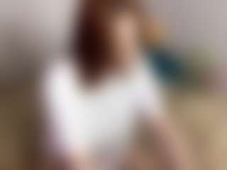 Live cam show with Tanesha - Striptease on Mixed Magazine Live