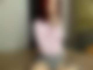 Live cam show with Tanesha - Fingering on camwithhim.com