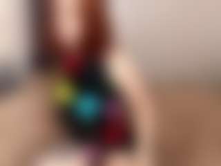 Live cam show with Tanesha - Upskirt on sexylivex.com