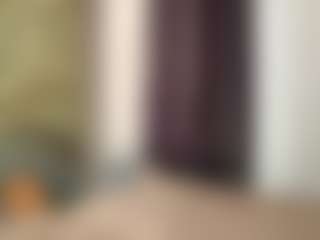 Live cam show with Tanesha - Upskirt on TottyGirls