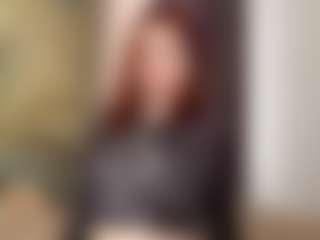 Live cam show with Tanesha - Skinny on Camsoda