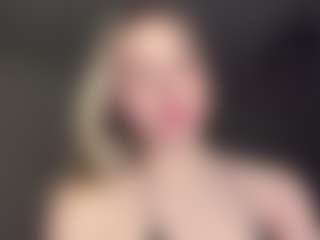 Live cam show with Bella - Sport on Lustler