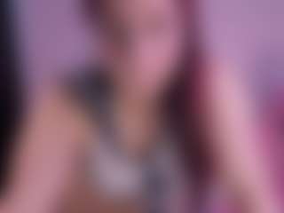 Live cam show with luna00bella - Body Massage on ObeyMaria