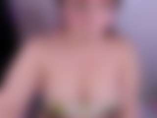 Live cam show with luna00bella - Drinking on CamwithHer