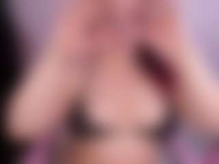 Live cam show with luna00bella - Body Massage on sexylivex.com