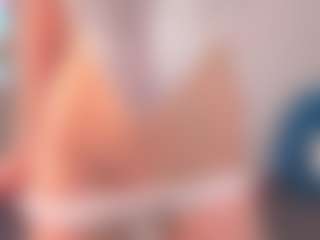 Live cam show with Oliviakis - Big Cock on Camsoda